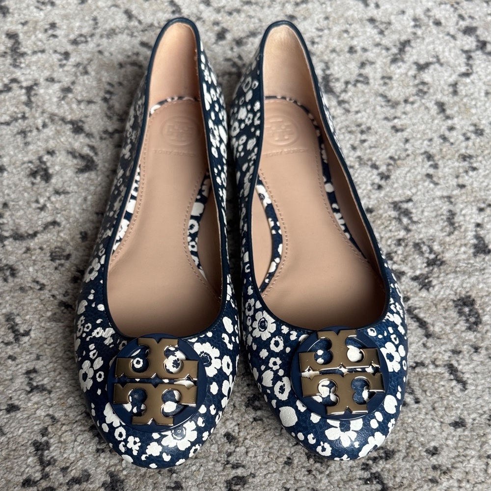 Tory Burch | Navy | Floral Loafers | 8